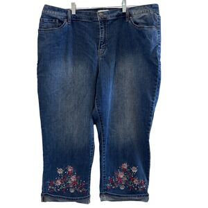 Lane Bryant Plus Size Embroidered Floral Denim Capri Jeans Size 18